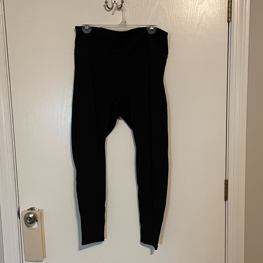 Fabletics Trinity Motion365+ High-Waisted Legging